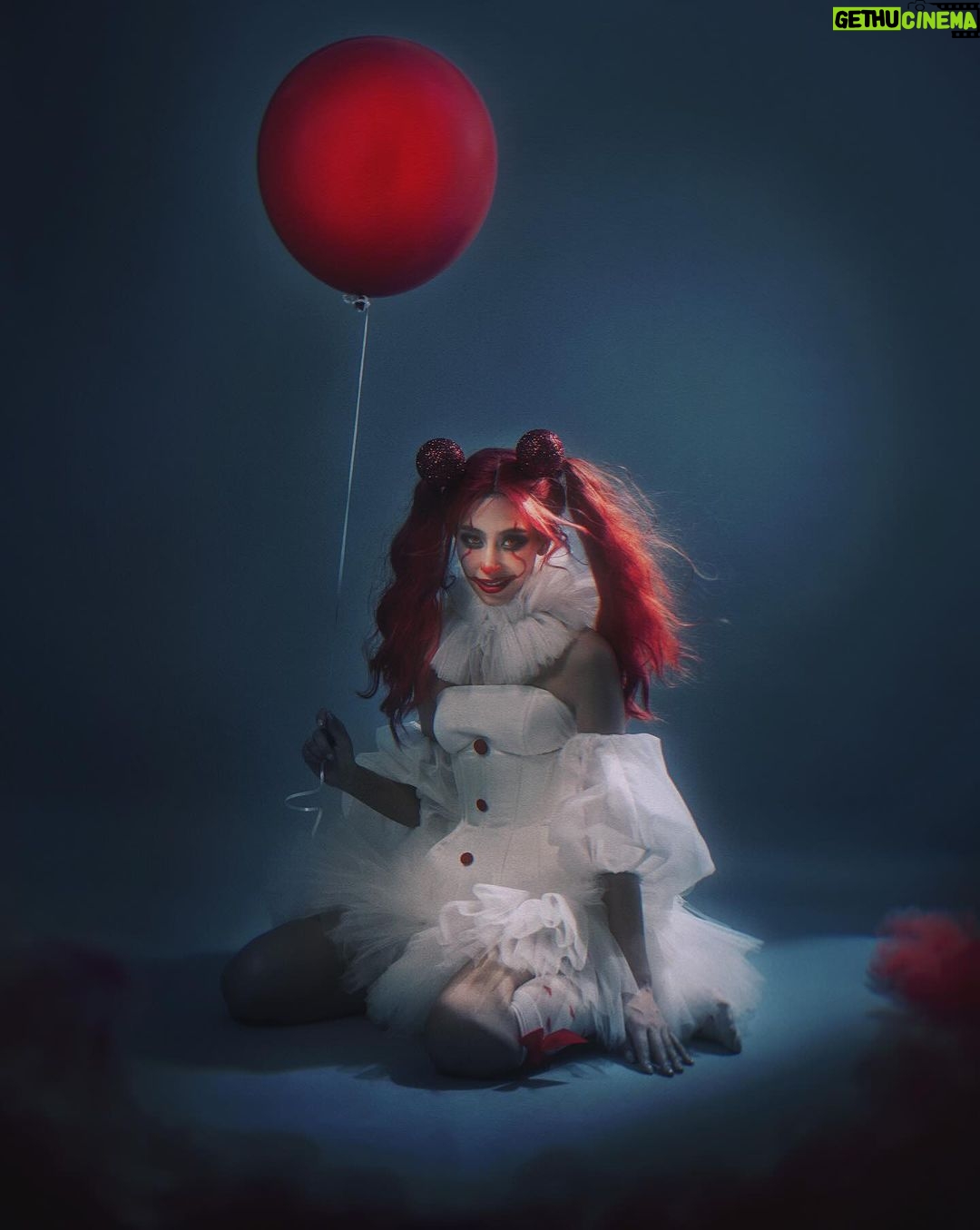 Chalida Vijitvongtong Instagram - Happy Halloween 🎃👻 #pennywise