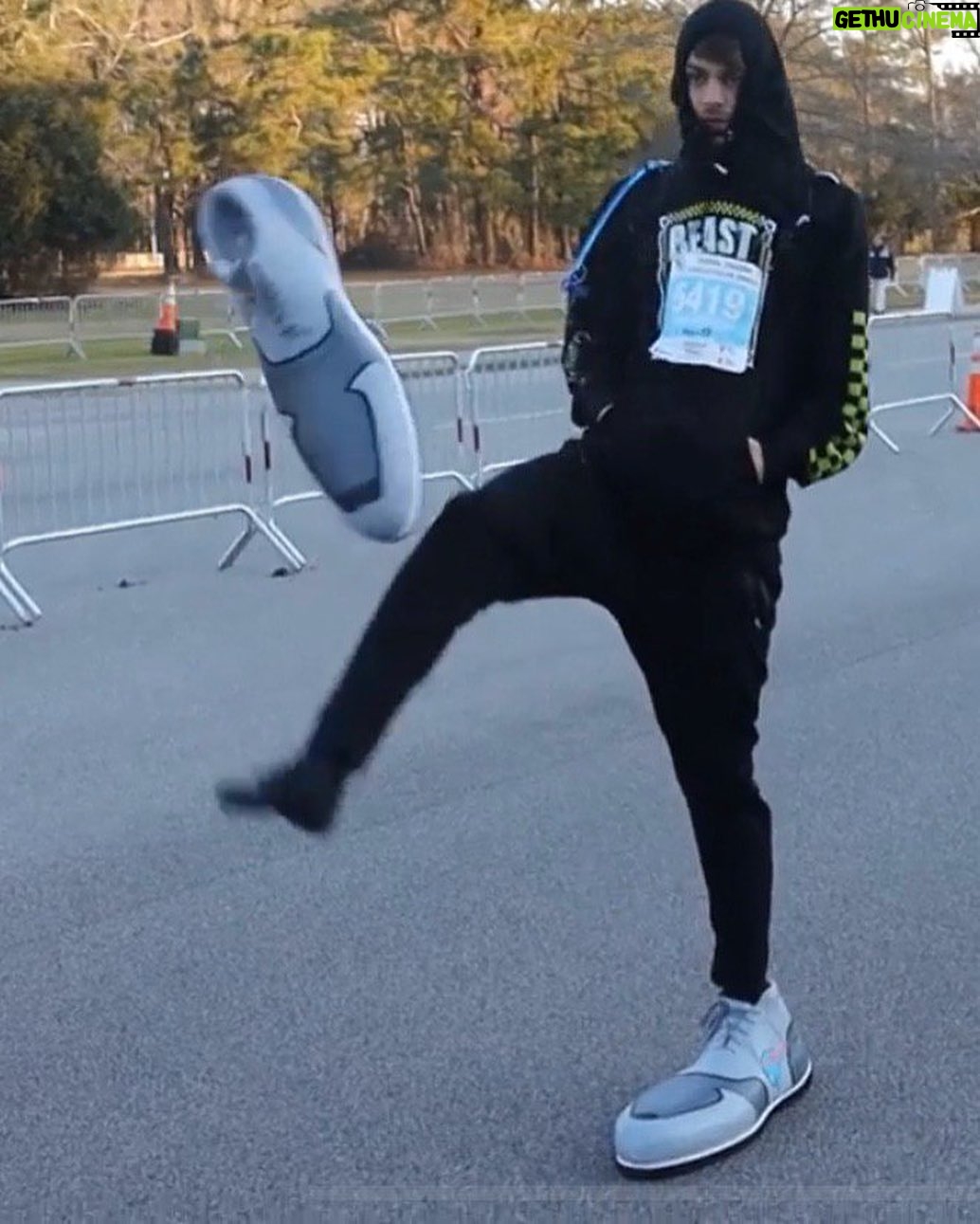 Chandler Hallow Instagram - “We ran a marathon in size 40 shoes!” GO WATCH!