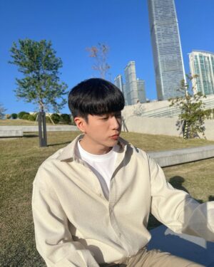 Chanon Santinatornkul Instagram - มันช่างจ้าซะเหลือเกินนน 😗
Such a sunny day 😗