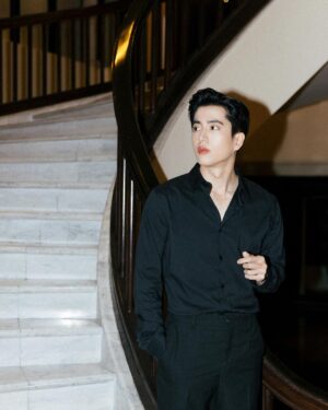 Chanon Santinatornkul Instagram - เริ่มหนาวๆแระ ใส่เสื้อดีกว่า 😬
let wear some shirt now 😬