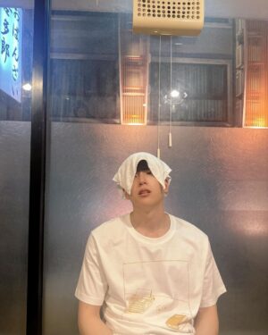 Chanon Santinatornkul Instagram - ปวดเฮด ก็สมมุติว่าแช่ออนเซ็นอยู่ละกัน 😶‍🌫️
When have a headache, go onsen 😶‍🌫️
