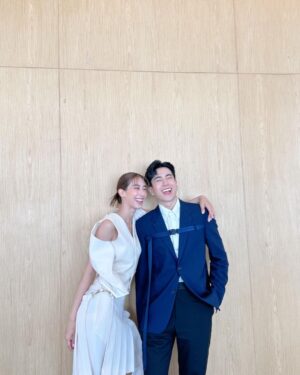Chanon Santinatornkul Instagram - It's bluetiful night... we looking for something dumb to do 🤩💙
#PrimeVideoTH
#OffWhiteBangkok