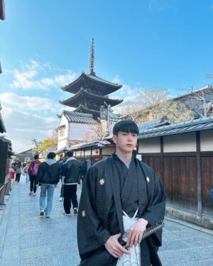 Chanon Santinatornkul Instagram - Winter breathing's 1st form: Hypothermia 🥶🥶
ปราณฤดูหนาว กระบวนท่าที่ 1: ตัวแช่แข็ง 🥶🥶