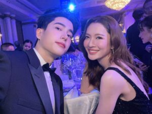 Chanon Santinatornkul Instagram - ฝากน้องเชนกับพี่หยินด้วยนะครับคืนนี้ 20.30 GMM25 ครับ 🍀❤️
See you tonight 20.30 at gmm25 🍀❤️
22.30 ทาง VIU 
#หารักด้วยใจเธอ #findyourself
