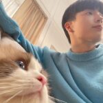 Chanon Santinatornkul Instagram – มองไรอ่ะ 😺?
What meow lookin at 😸?