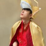 Chanon Santinatornkul Instagram – 龙腾新春，幸福安康！
Happy Dragon year, may you all happy and healthy 
มังกร มังกร มังกรทอง มีเงินมีทองตลอดปี! 🤩🤩