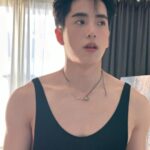 Chanon Santinatornkul Instagram - วาดลมไปเรื่อย 😂😬 Paint the world full of you 🤩