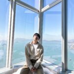 Chanon Santinatornkul Instagram - One superrrrrr quality day at the highest place in HK 🤩❤️ @sky100hk ถึงเวลาเที่ยวจะน้อย แต่ก็เป็นทริปที่ประทับใจสุดๆ กินอิ่ม วิวสวย ครบจบในที่เดียวเลยที่ @sky100hk ฮะะะ 🤩 Sky100 - Hong Kong's Observation Deck