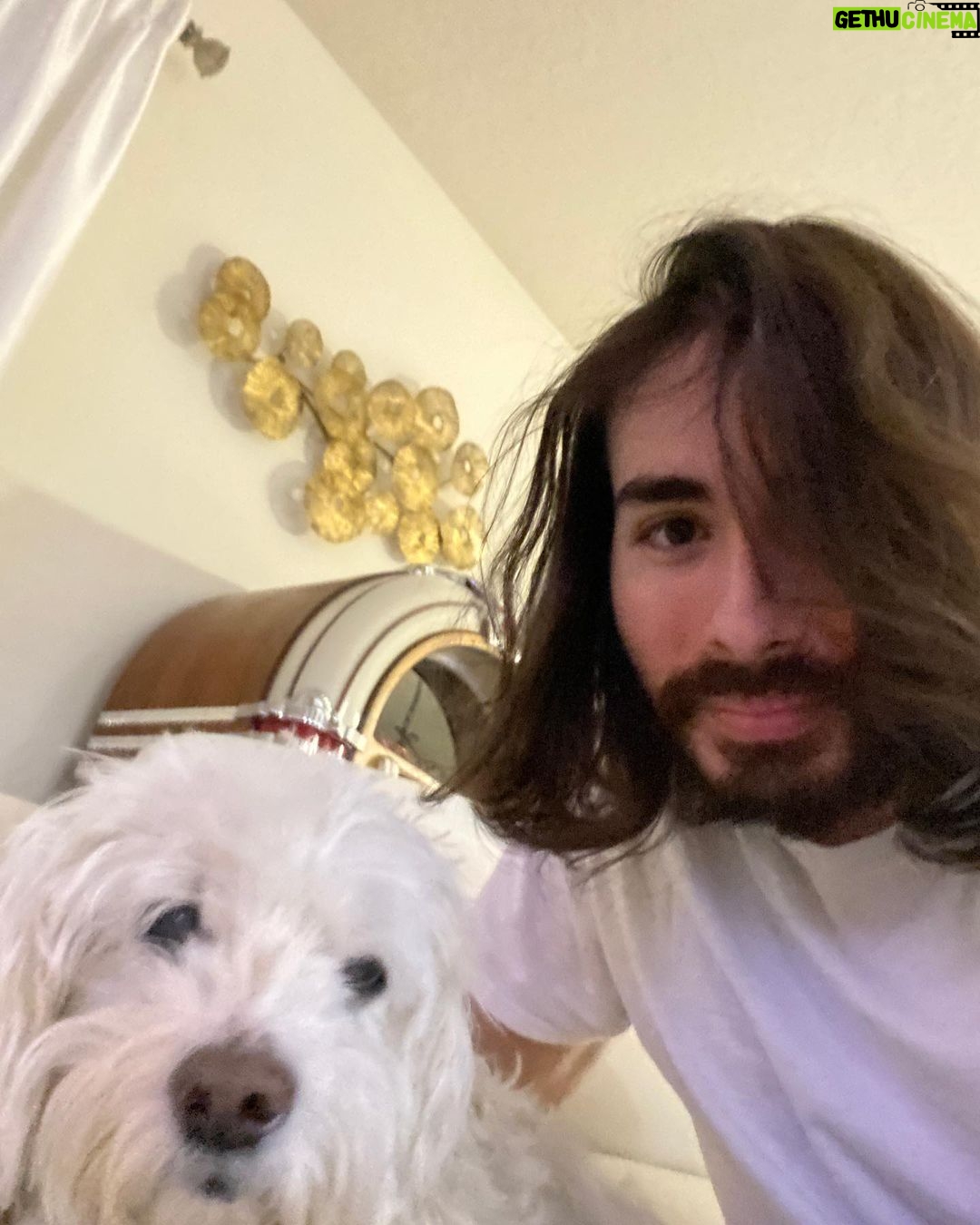 Charles White Jr. Instagram - Tramp has been my dog since I was 9