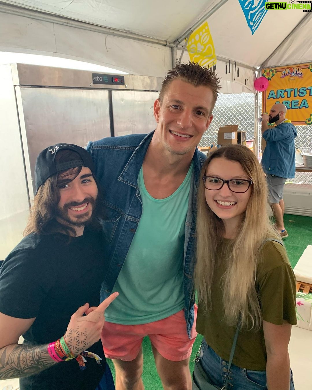 Charles White Jr. Instagram - We went to Gronk’s Super Bowl party