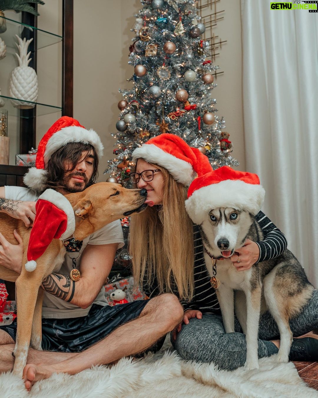 Charles White Jr. Instagram - Merry Christmas
