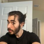 Charles White Jr. Instagram – One group of hair is not quite long enough to complete bun. I look like a hipster Jedi