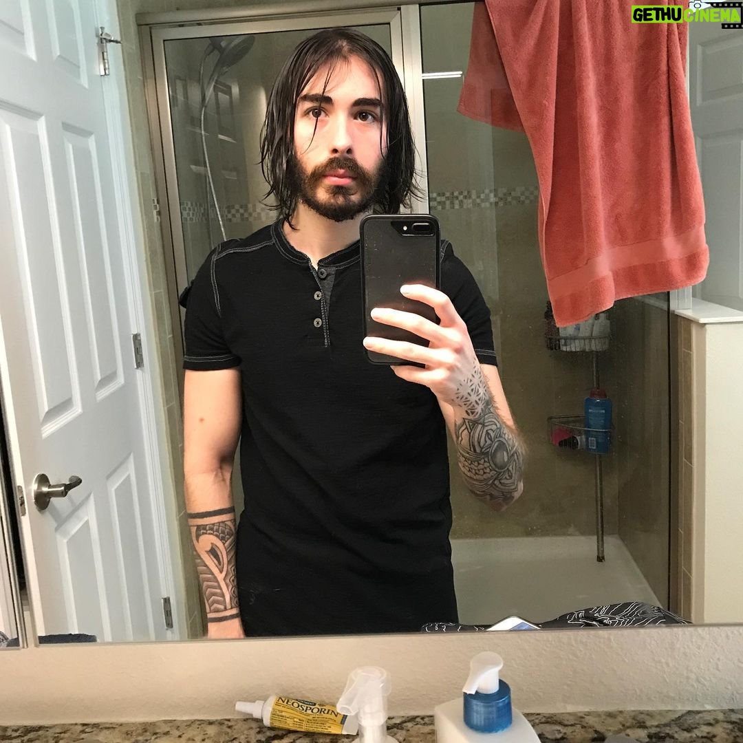 Charles White Jr. Instagram - I tried the John Wick hair style; I don’t look like him
