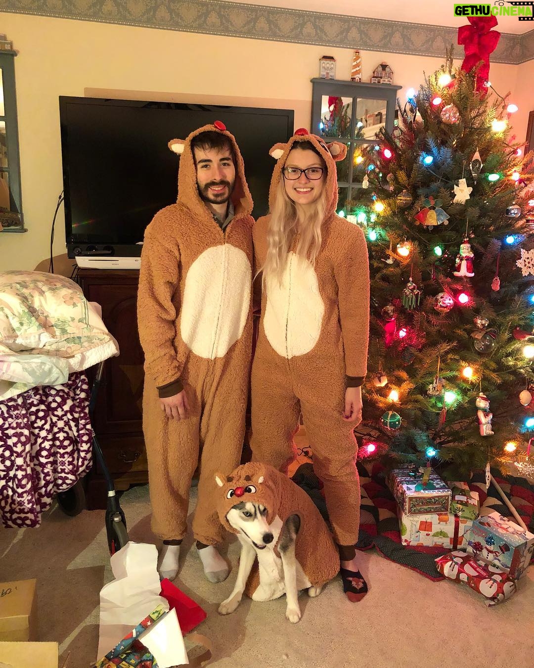 Charles White Jr. Instagram - Merry Christmas