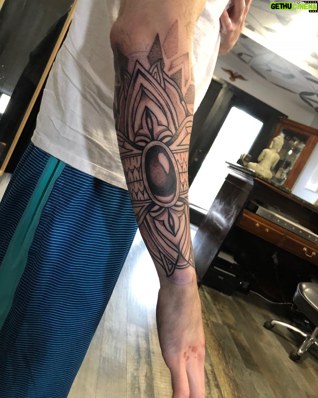 Charles White Jr. Instagram - My new tattoo from @nickoliveriart
