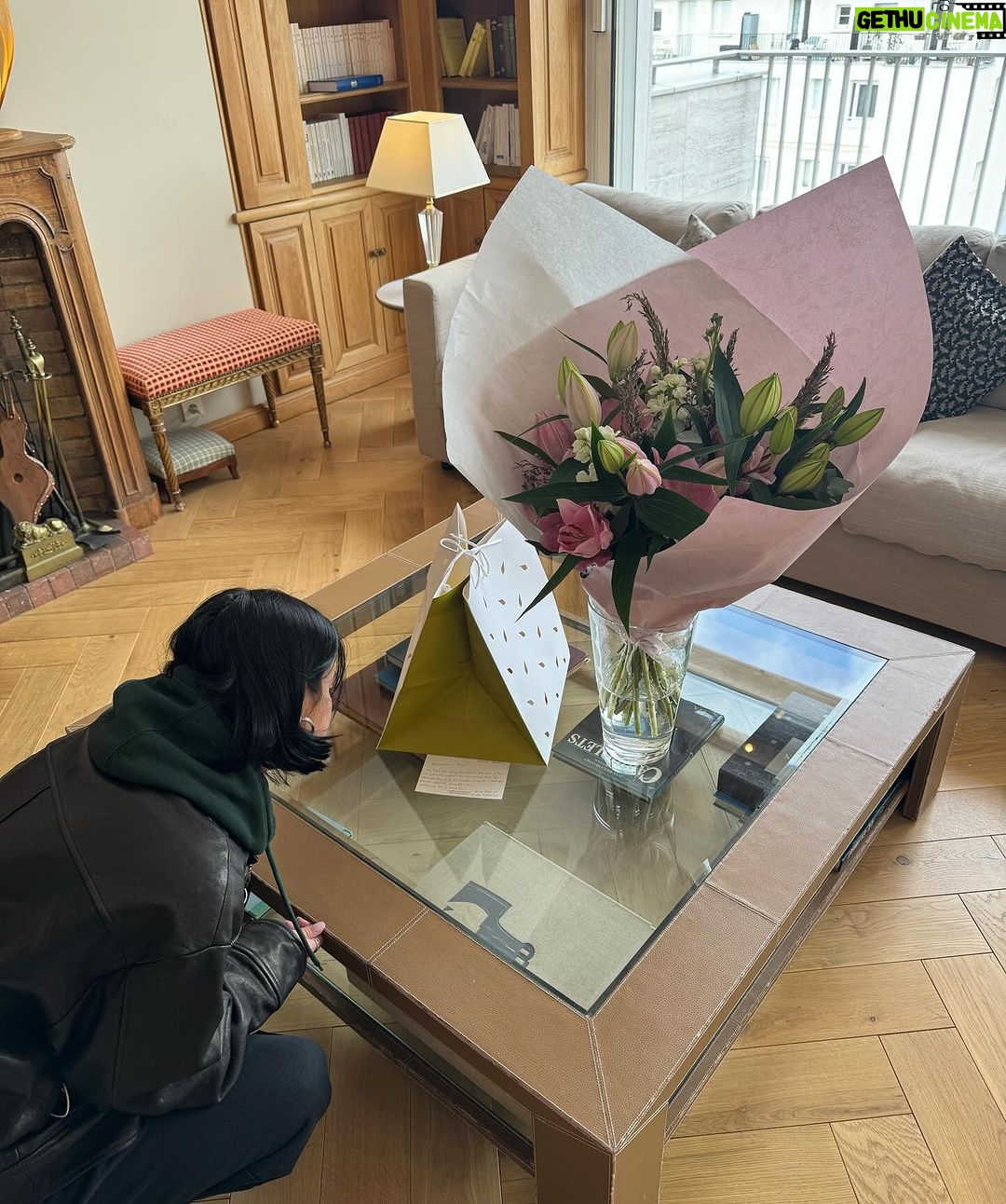 Charli D'Amelio Instagram - oui Paris, France