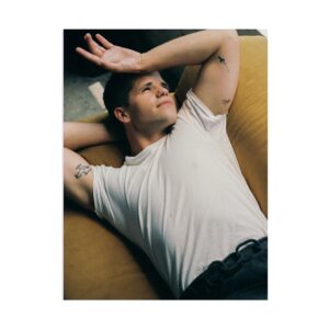 Charlie Carver Instagram - ready for that closeup ✨ @behindtheblinds
#BehindTheBlinds #Issue9 #FW20 #PERFORMER
Journalist: @lilytempleton
Photographer: @jgeigs
Stylist: @brianpaulson
Grooming: @grimesmorgan