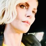 Charlize Theron Instagram – 💛🖤