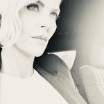 Charlize Theron Instagram – 💛🖤