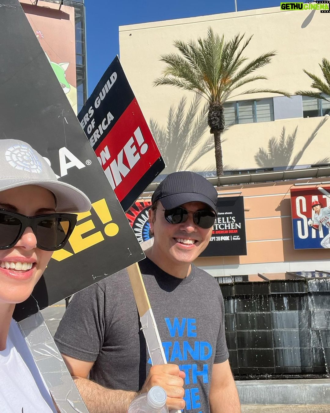 Charlize Theron Instagram - We out here! #sagaftrastrong #wgastrong