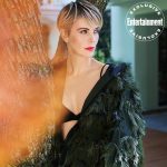 Charlize Theron Instagram - More backyard fun for @entertainmentweekly 🌿