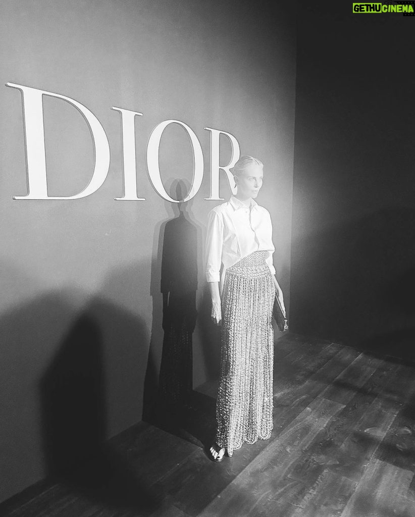 Charlize Theron Instagram - Ready to runway. Another stunning @dior show in Paris. 💋 Paris, France