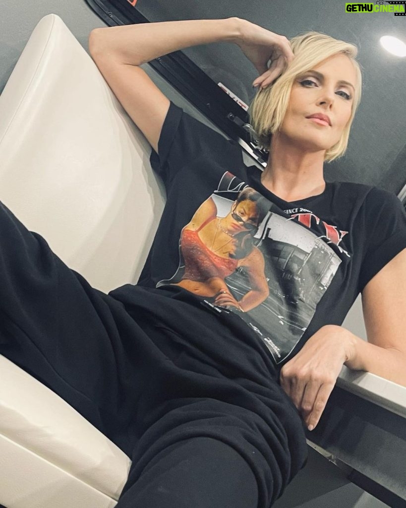 Charlize Theron Instagram - My girl!!!! Say hello to my new favorite shirt –– who the hell wouldn't want a tee with @mrodofficial's perfect face on it?! Join our @thefastsaga fam by snagging a piece of the first ever official Fast merch collection at fastxstore.com. 100% of net proceeds benefit my organization @ctaop to support the health, education and safety of youth in Southern Africa. One week left to get yours! 🔗 Link to buy in bio! #Letty #Cipher #FastX