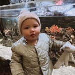 Charlotte Crosby Instagram - A family day out 💁🏻‍♀️ 1. Family selfie 🤳 in the new mirror in @studio_yours 2. A fishy face at the aquarium with the fishes 🐠 3. 2 gorgeous gorgeous girls 🥰 4. A moment for the tights 🔥 5. A cool dude in @gauchonewcastle 🍽️ 6. Daddy and daughter ❤️ 7. Toast and chills 8. Pinching kisses 😘 9. A Man City legend 🤣 10. A moment for my outfit @peppergirlsclub