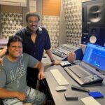 Charmy Kaur Instagram - The blockbuster duo are on a roll to deliver a chartbuster album ❤️‍🔥 #DoubleISMART Music Sittings are on full swing with some terrific tracks being locked 🎵💥 Exciting updates soon 🔥 Ustaad @ram_pothineni #PuriJagannadh #ManiSharma @duttsanjay @charmmekaur @vish_666 @puriconnects @adityamusicindia