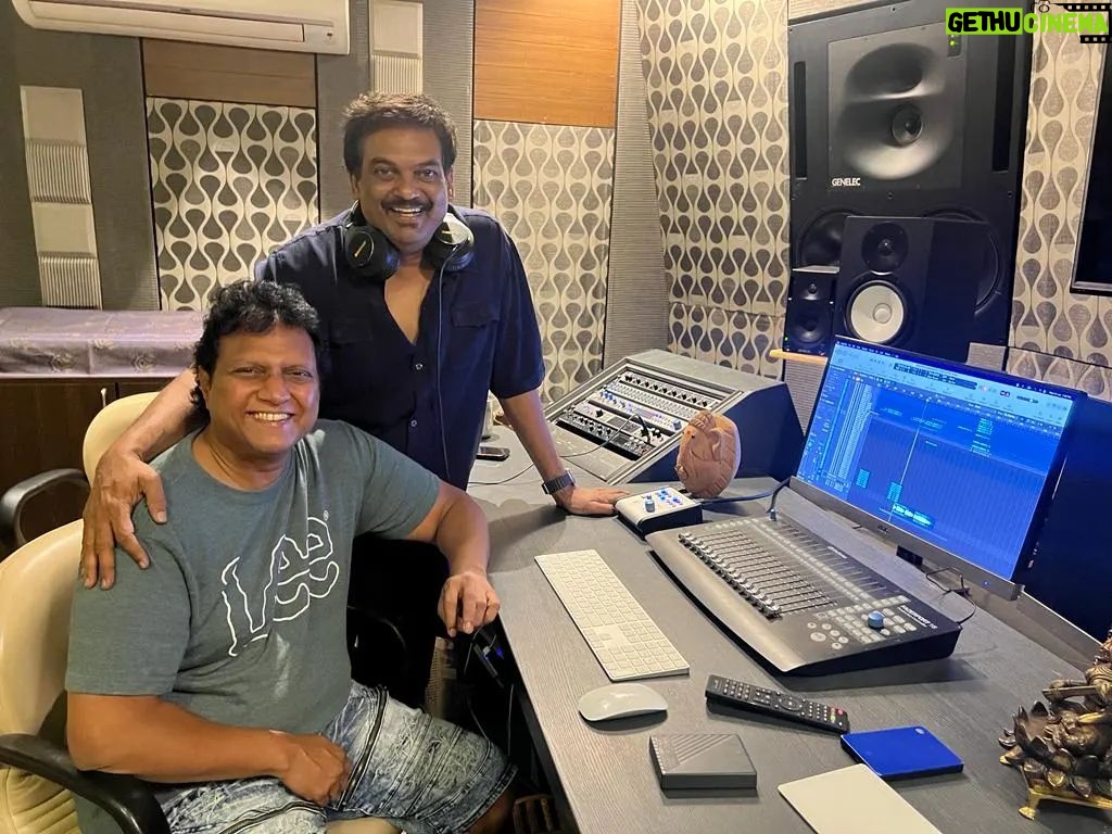 Charmy Kaur Instagram - The blockbuster duo are on a roll to deliver a chartbuster album ❤️‍🔥 #DoubleISMART Music Sittings are on full swing with some terrific tracks being locked 🎵💥 Exciting updates soon 🔥 Ustaad @ram_pothineni #PuriJagannadh #ManiSharma @duttsanjay @charmmekaur @vish_666 @puriconnects @adityamusicindia