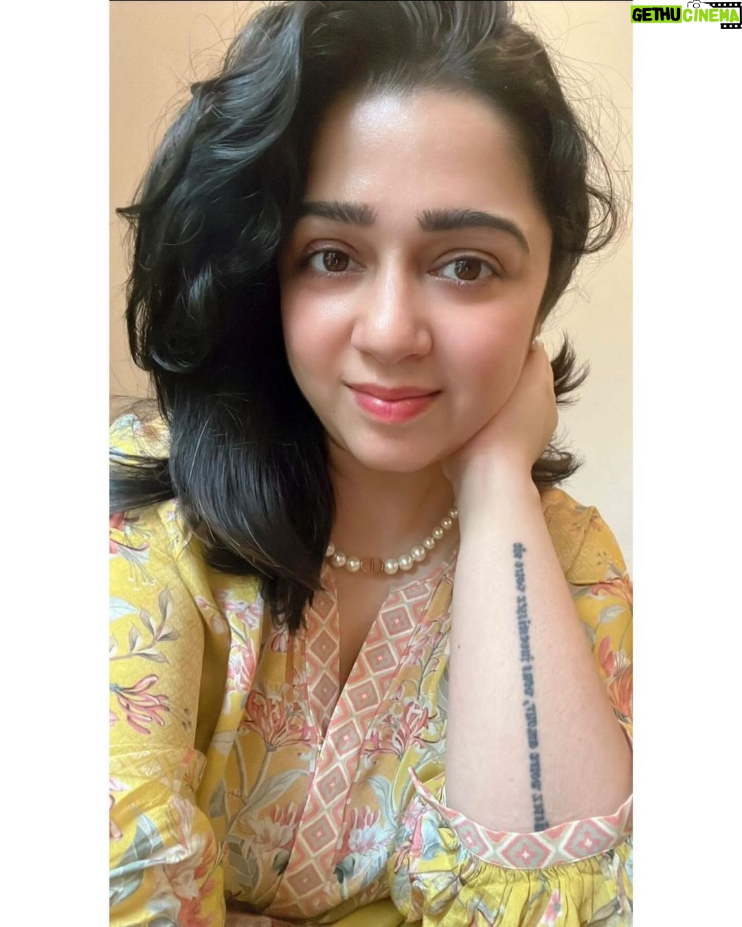 Charmy Kaur Instagram - β where you invest your love , you invest your life β Choose wisely βΊοΈ #HappySunday π Mumbai, Maharashtra