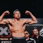Chase De Moor Instagram - Build type: Absolute unit. Fight day, LIVE ON DAZN PPV link in bio 🤜🏽🐐