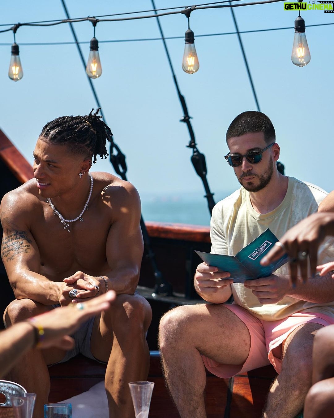 Chase De Moor Instagram - Headed down to Colombia with some hotties to compete, check me out on season 2 of @mtv All Star shore. @allstarshoreofficial Categena De Indias Colombia