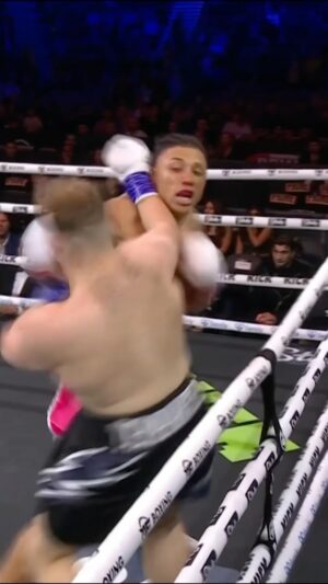 Chase De Moor Instagram - Watch @chasedemoor unload, this Saturday on #XSeries012🍿🧨

Live on DAZN | @MisfitsBoxing | January 20