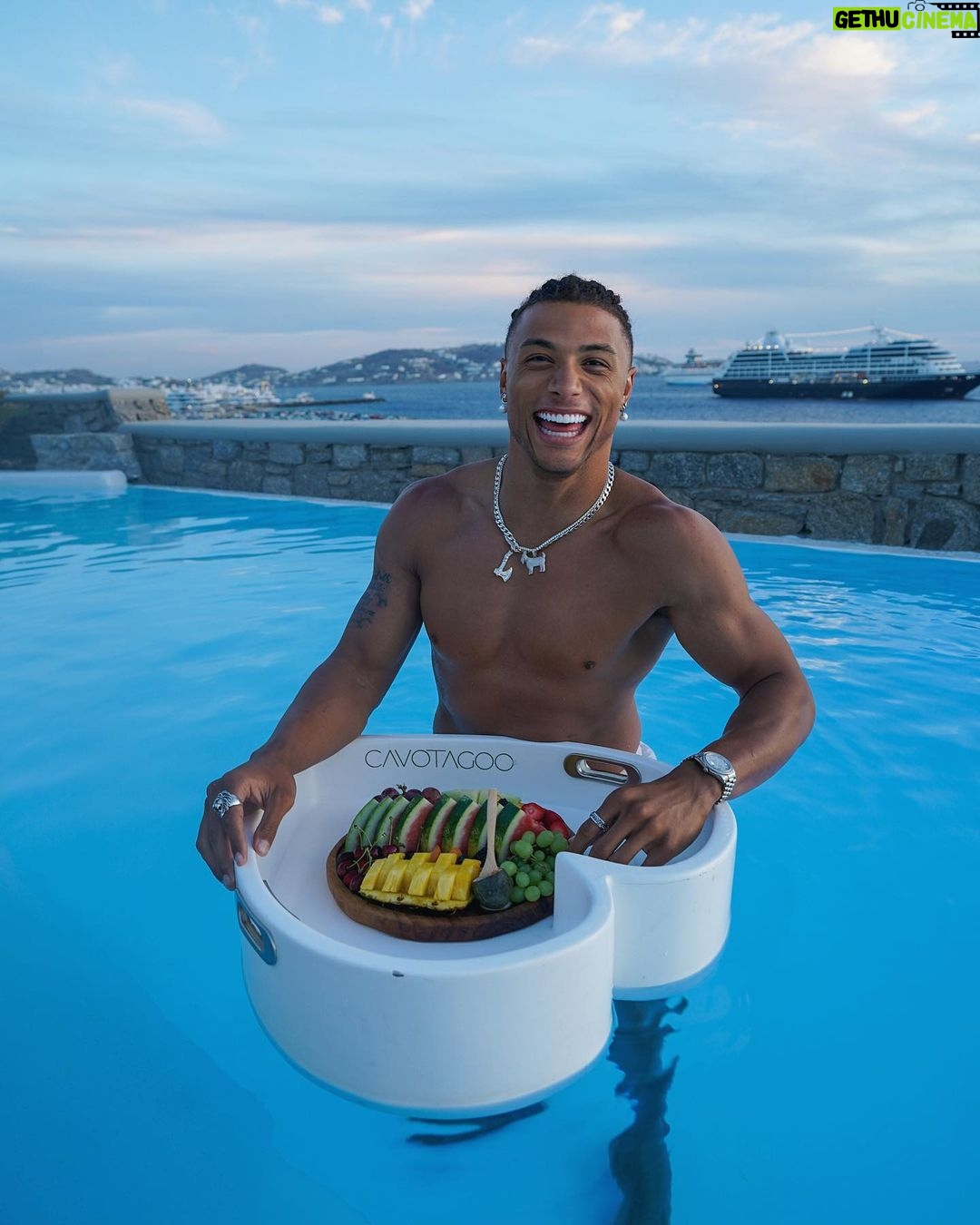 Chase De Moor Instagram - I don’t need love I’m the goat. I just hit the beat and float Mykonos, Greece