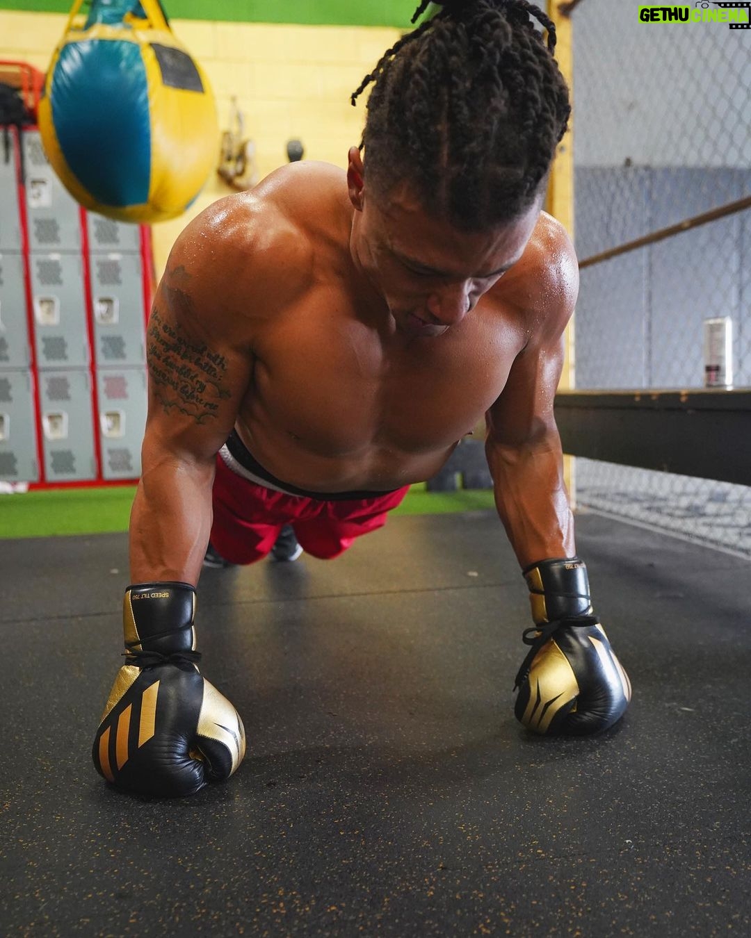 Chase De Moor Instagram - Had to get rebuilt from the ground up. Back to the basics…🥊 Jackrabbit Boxing and Fitness