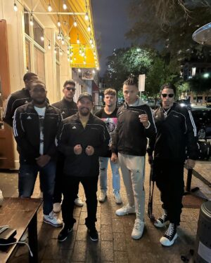 Chase De Moor Instagram - Fight night.