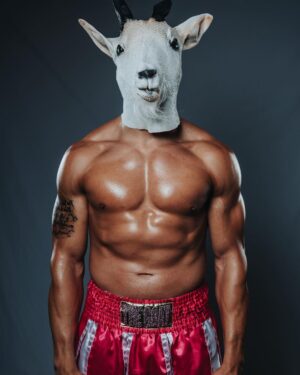 Chase De Moor Instagram - Swipe for a surprise 🎭

#XSeries10 | #KSIFury | #PaulDanis | October 14, buy the PPV now at DAZN.com