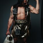 Chase De Moor Instagram - Welcome to fuckaround & find out hotel, enjoy your stay please be quiet after 9pm our guest Minikon will be sleeping live on DAZN Jan 20th