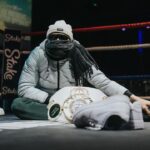 Chase De Moor Instagram - Everybody a gangsta till a gangsta step in the room. @misfitsboxing