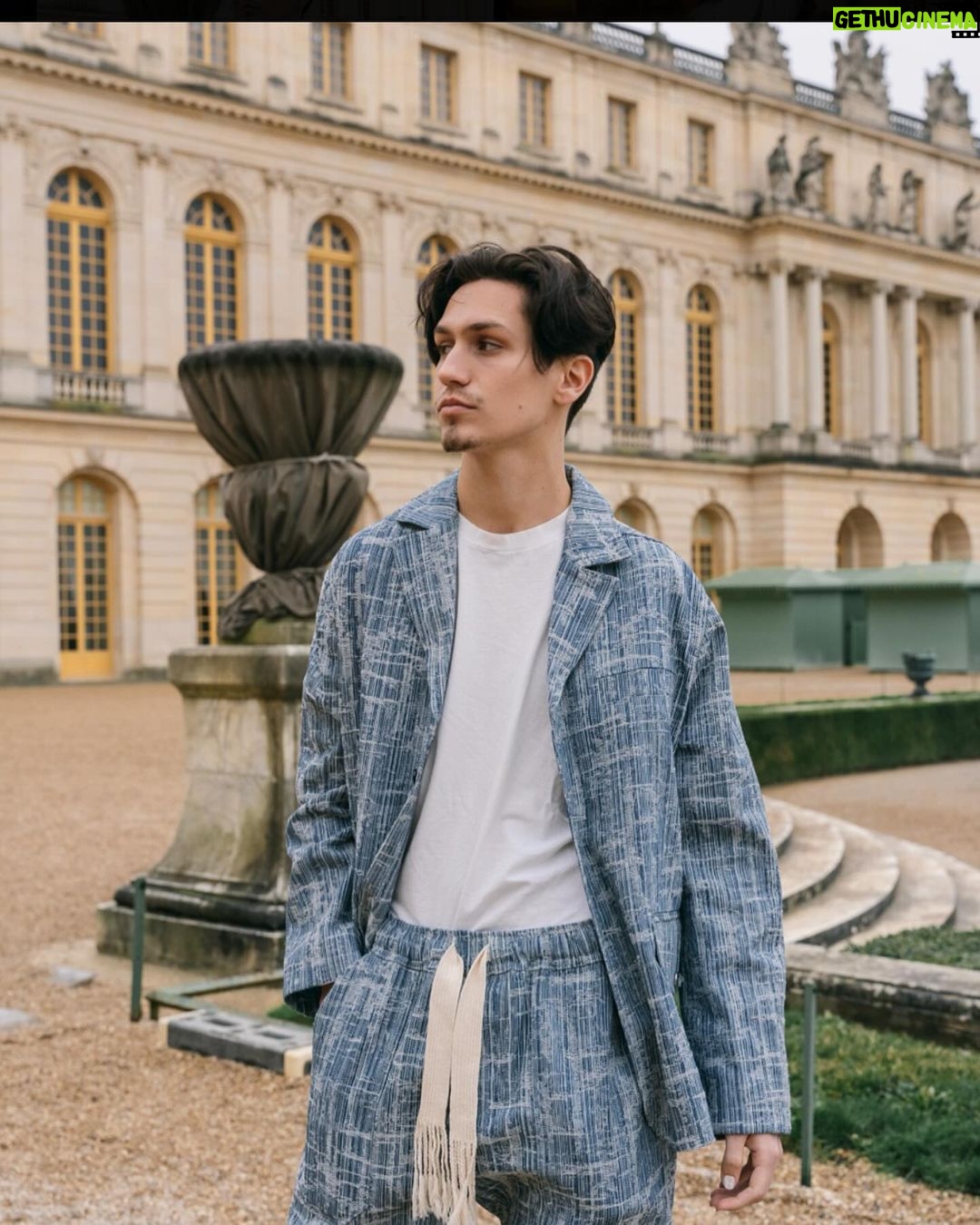 Chase Hudson - 166.1K Likes - museum date🕯️