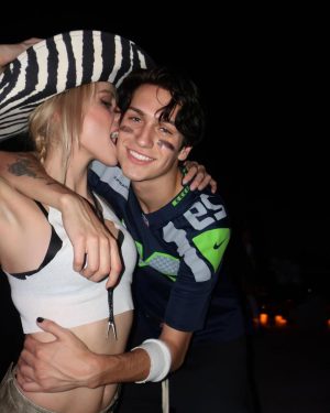 Chase Hudson Instagram - i’m scoring on and off the field
