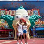 Chay Suede Instagram - QUE MOMENTO! Obrigado @universaldestinationsbrasil por esse dia inesquecível, com direito a guia e tudo mais. Melhor experiência possível :))