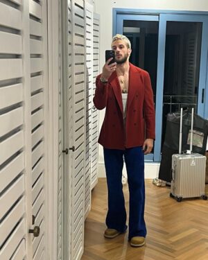 Chay Suede Instagram - Dump das nossas últimas semanas em SP :))

Bom sábado, turma!