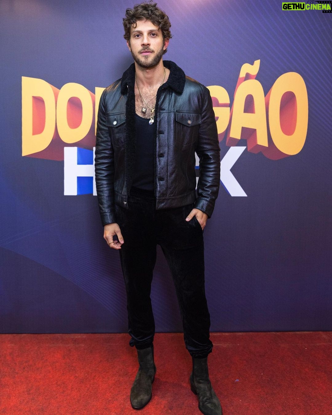 Chay Suede Instagram - Hoje no @domingao :))
