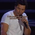 Chayanne Instagram - ¿Qué sería de mí si no las tengo? 🥰 #Chayanne