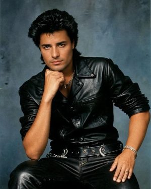 Chayanne Instagram - Yo tengo mi propio #YearBookChallenge 📖¿Cuáles son reales y cuáles con AI? 🤔
#chayanne