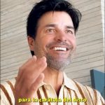 Chayanne Instagram - Jueves de #TBT cuando estaba haciendo la sesión de fotos de Bailando Bachata. ¿Les gustó la portada de esta canción? 👀