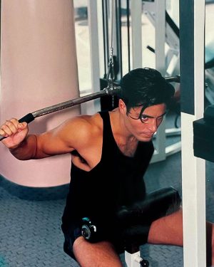 Chayanne Instagram - 3, 2 ,1… 💪🥵 A entrenar