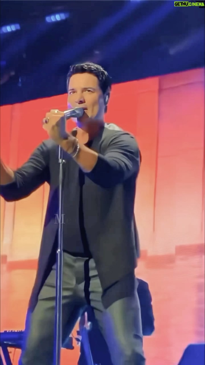 Chayanne Instagram - 驴C贸mo dice?馃暫馃徎 #Chayanne